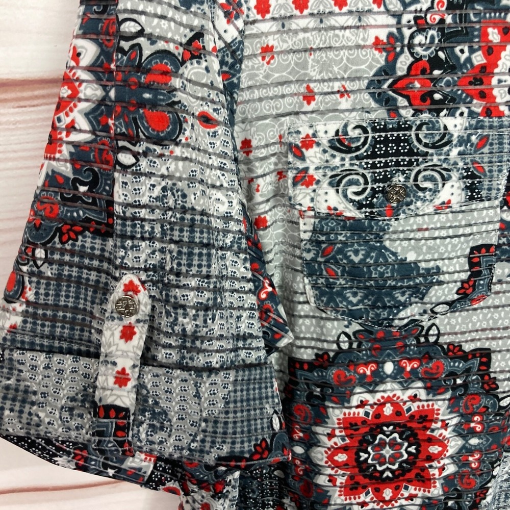 CD Daniels Top Women 1X Gray Red Mandala Print Blouse Knit Henley Collar Stretch - Picture 4 of 6